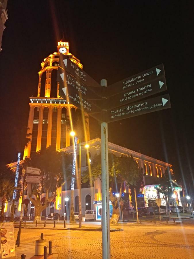 Batumi Apartment In Front Of Sheraton Kültér fotó